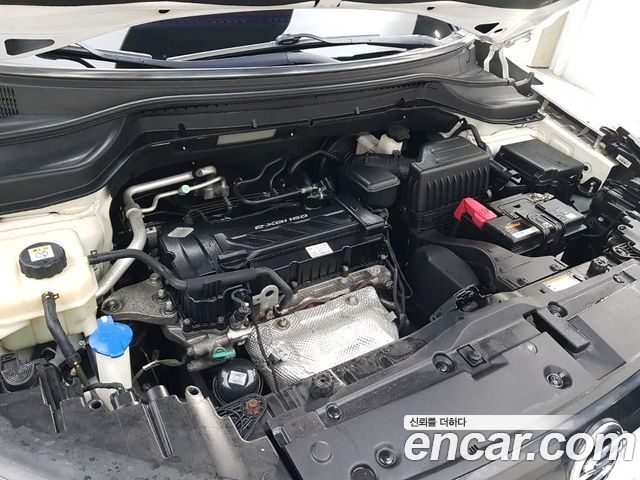 KG Mobility (SsangYong) Tivoli VX 2WD 2017 — фото 6