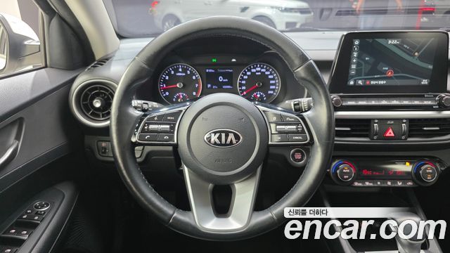 Kia K3 Luxury 2020 — фото 12