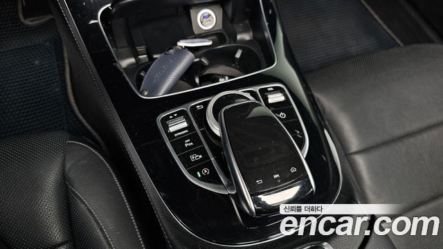 Mercedes-Benz E-Class (W213) E300 4MATIC Avnatgarde 2017 — фото 27