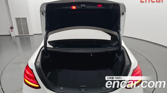 Mercedes-Benz E-Class (W213) E300 4MATIC Avnatgarde 2017 — фото 33
