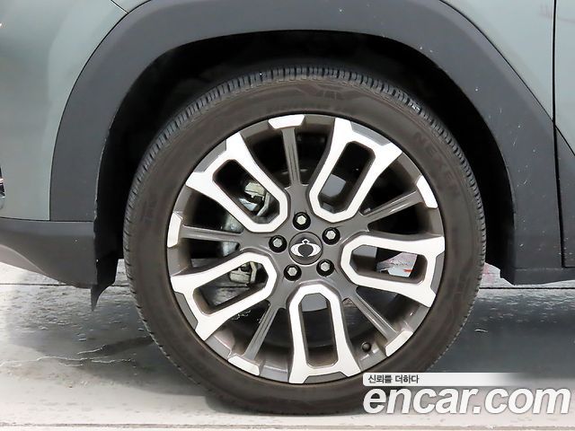 KG Mobility (SsangYong) Torres Gasoline 1.5 2WD T7 2024 — фото 5