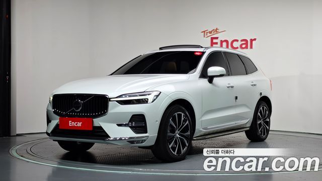 Volvo XC60 (II) B6 Ultimate Bright 2023 — фото 1