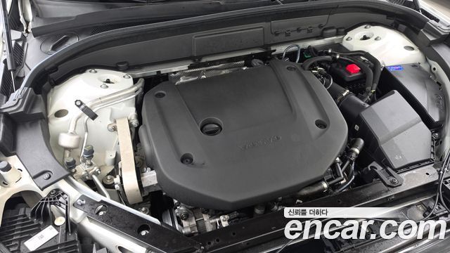 Volvo XC60 (II) B6 Ultimate Bright 2023 — фото 6