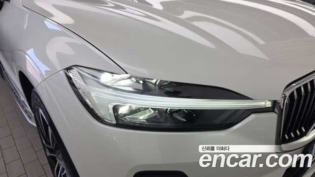 Volvo XC60 (II) B6 Ultimate Bright 2023 — фото 28
