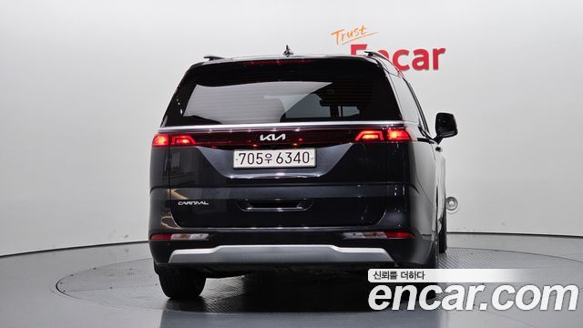 Kia Carnival (IV) Gasoline 11-Seater Prestige 2023 — фото 4