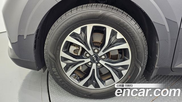 Kia Carnival (IV) Gasoline 11-Seater Prestige 2023 — фото 5