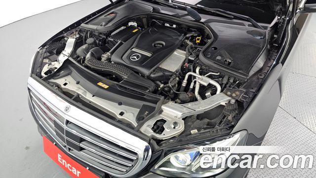Mercedes-Benz E-Class (W213) E300 4MATIC Exclusive 2020 — фото 6