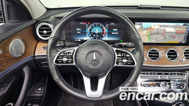 Mercedes-Benz E-Class (W213) E300 4MATIC Exclusive 2020 — фото 14