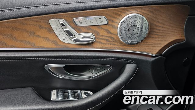 Mercedes-Benz E-Class (W213) E300 4MATIC Exclusive 2020 — фото 20