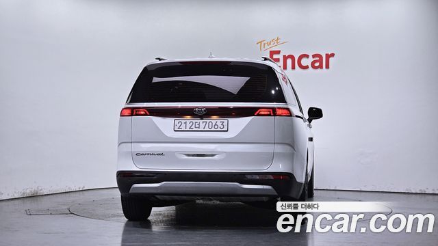 Kia Carnival (IV) Diesel 9-Seater Prestige 2021 — фото 4