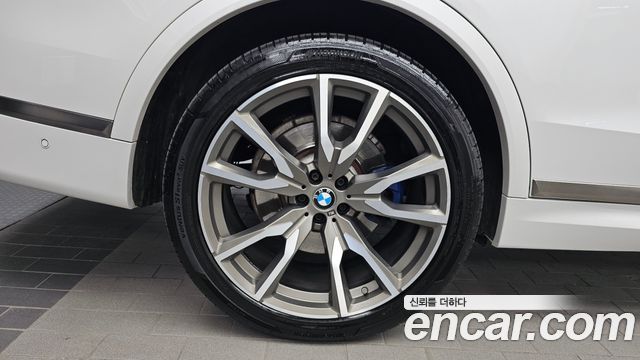 BMW X7 (G07) M50d 2019 — фото 27