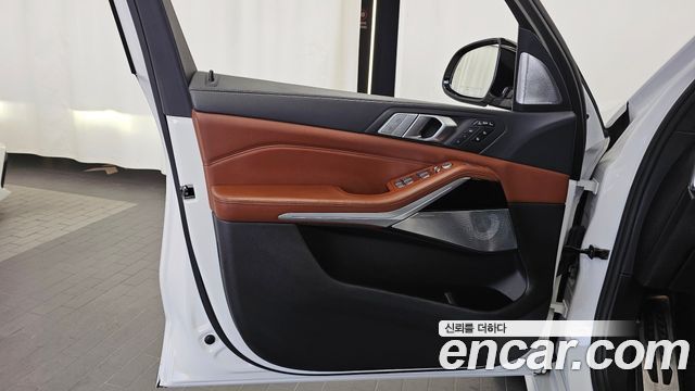 BMW X7 (G07) M50d 2019 — фото 30
