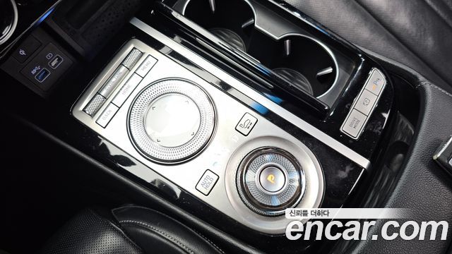 Genesis G80 (RG3) Gasoline 2.5 Turbo AWD 2021 — фото 9