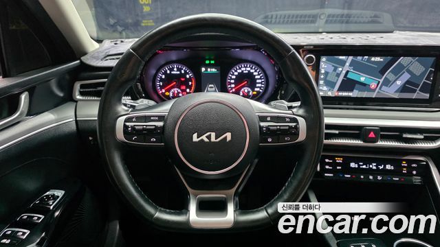 Kia K5 (III) 1.6 Turbo Prestige 2023 — фото 17