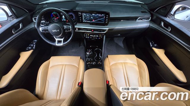 Kia K5 Hybrid (III) Trendy 2023 — фото 7