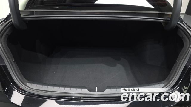 Kia K5 (III) 2.0 Trendy 2023 — фото 24