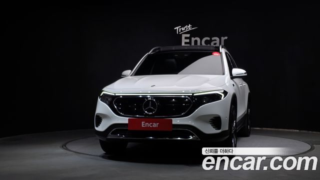 Mercedes-Benz EQB (X243) EQB300 4MATIC 2022 — фото 3