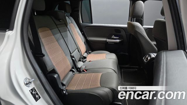 Mercedes-Benz EQB (X243) EQB300 4MATIC 2022 — фото 11