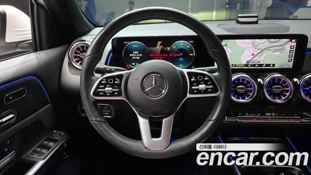 Mercedes-Benz EQB (X243) EQB300 4MATIC 2022 — фото 13