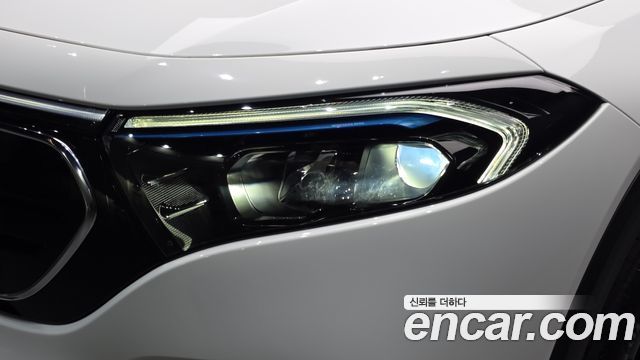 Mercedes-Benz EQB (X243) EQB300 4MATIC 2022 — фото 22