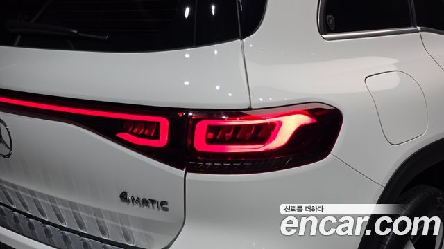Mercedes-Benz EQB (X243) EQB300 4MATIC 2022 — фото 23
