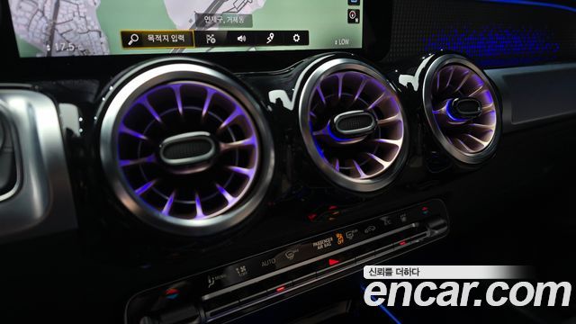 Mercedes-Benz EQB (X243) EQB300 4MATIC 2022 — фото 31