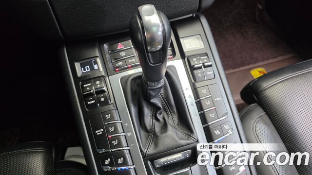 Porsche Macan 3.0 S Diesel 95B 2017 — фото 9