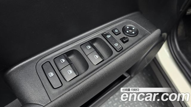 Hyundai Casper The Essential 2023 — фото 20