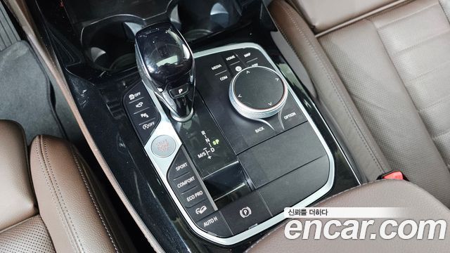 BMW X4 (G02) xDrive20i xLine 2024 — фото 9