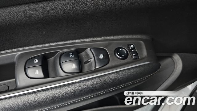 Renault Korea QM6 Gasoline 2WD RE Signature 2019 — фото 37