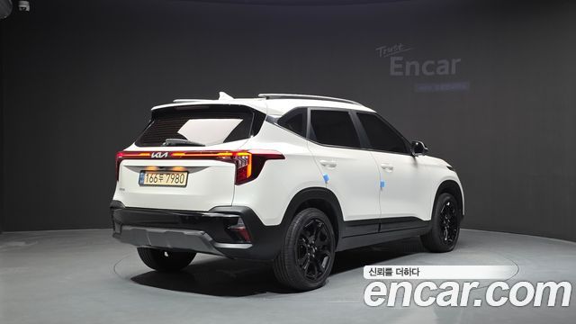 Kia Seltos Gasoline 1.6 Turbo 2WD Gravity 2023 — фото 2