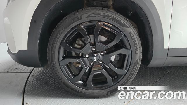 Kia Seltos Gasoline 1.6 Turbo 2WD Gravity 2023 — фото 5
