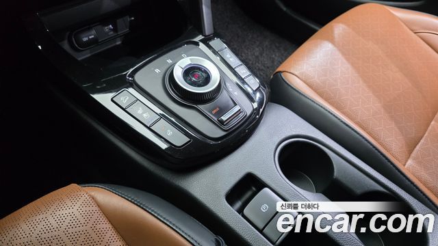 Kia Seltos Gasoline 1.6 Turbo 2WD Gravity 2023 — фото 9