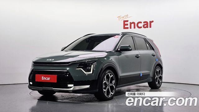 Kia Niro Signature 2022 — фото 1