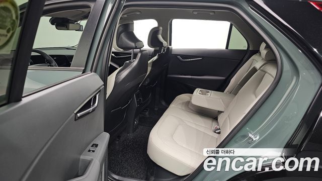 Kia Niro Signature 2022 — фото 11