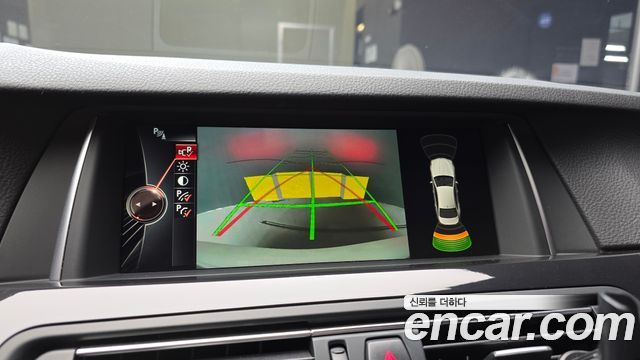BMW 5 Series (F10) 520d 2015 — фото 14