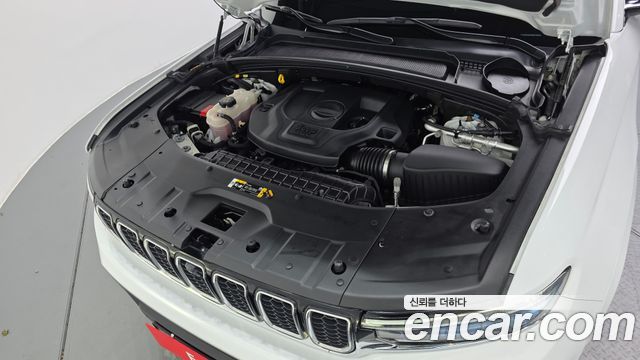 Jeep Grand Cherokee (WL) L 3.6 Overland 2021 — фото 6