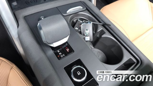 Land Rover Discovery 5 D350 Dynamic HSE 2025 — фото 9