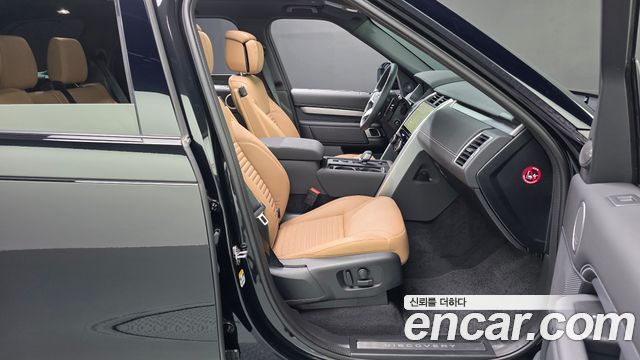 Land Rover Discovery 5 D350 Dynamic HSE 2025 — фото 11