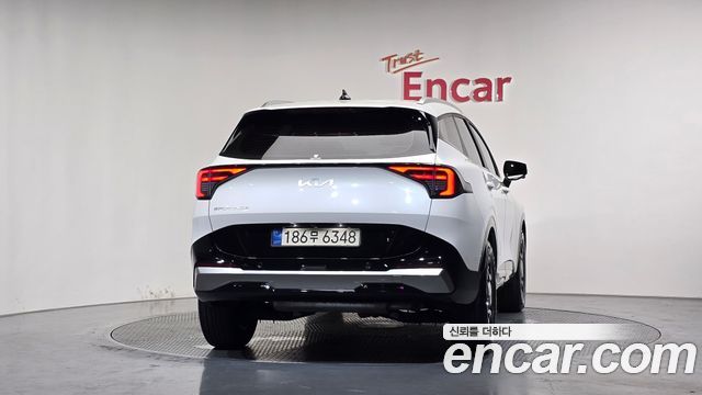 Kia Sportage (V) Gasoline 1.6 Turbo 2WD Signature 2025 — фото 4