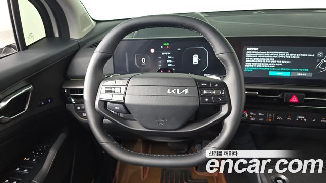 Kia Sportage (V) Gasoline 1.6 Turbo 2WD Signature 2025 — фото 17