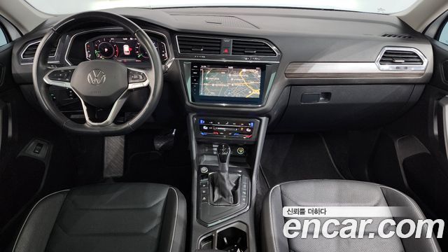 Volkswagen Tiguan Allspace 2.0 TSI Prestige 2024 — фото 7