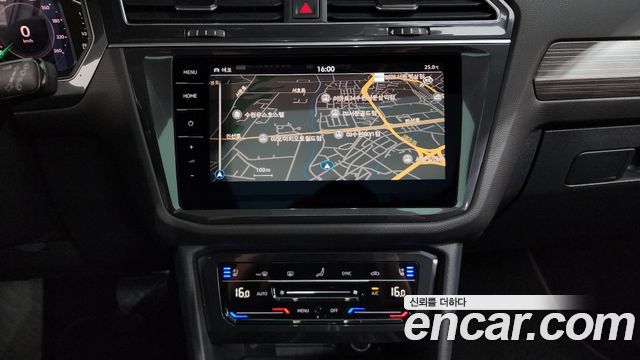 Volkswagen Tiguan Allspace 2.0 TSI Prestige 2024 — фото 13