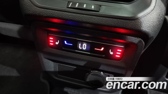 Volkswagen Tiguan Allspace 2.0 TSI Prestige 2024 — фото 16