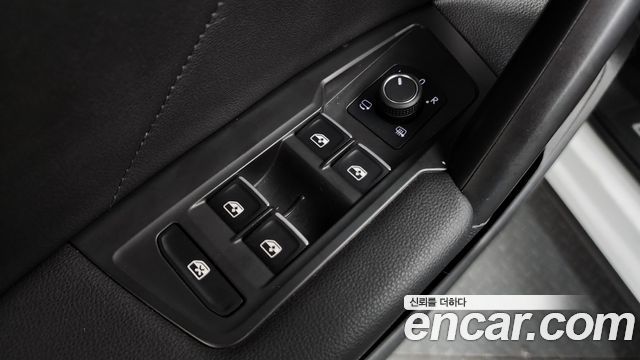 Volkswagen Tiguan Allspace 2.0 TSI Prestige 2024 — фото 36