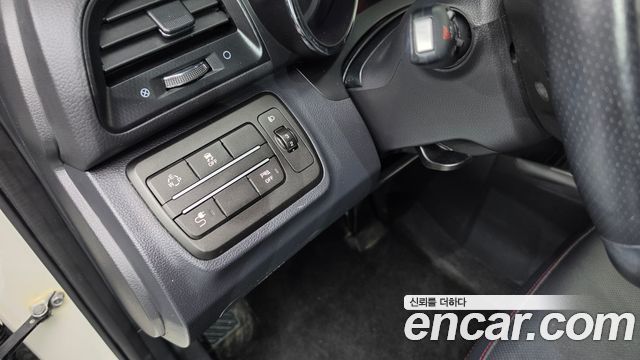 KG Mobility (SsangYong) Tivoli Air 1.6 RX 2WD 2016 — фото 23