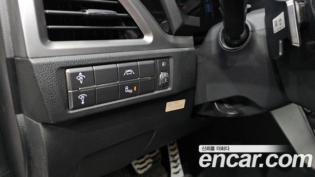 KG Mobility (SsangYong) Beautiful Korando Diesel 1.6 2WD C5 Plus 2020 — фото 19