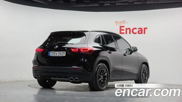 Mercedes-Benz GLA-Class (H247) GLA45 AMG 4MATIC+ 2021 — фото 2