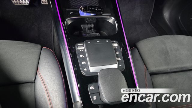 Mercedes-Benz GLA-Class (H247) GLA45 AMG 4MATIC+ 2021 — фото 9