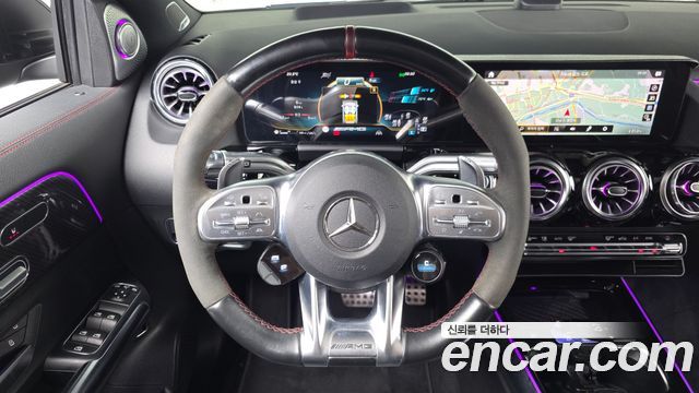 Mercedes-Benz GLA-Class (H247) GLA45 AMG 4MATIC+ 2021 — фото 13